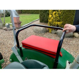 Passenger seat, assistant, bench on the fender