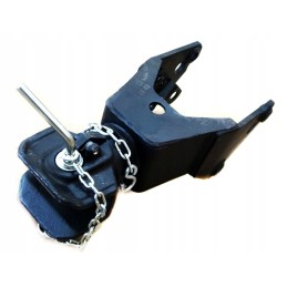 Upper transport hitch for fruit grower mf