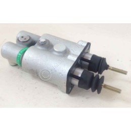 Brake pump case mx 100 120 135 mccormick