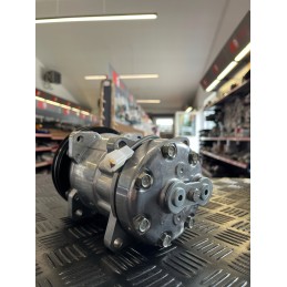 Air conditioning compressor compressor