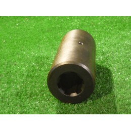 Front drive shaft connector mf 3384857m2 sleeve