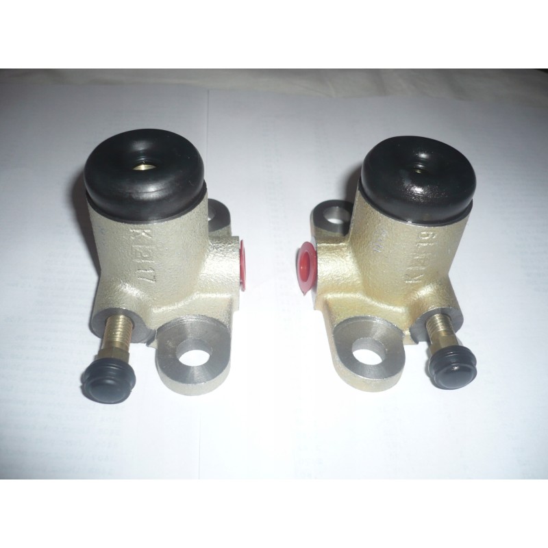 Right brake cylinder c 385 83227912 72452615