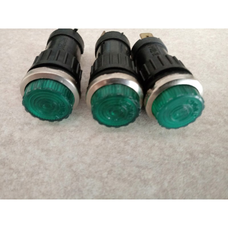 Green indicator light: Sycamore Ursus Zetor MF 50024530