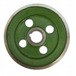 The iii drive pulley lifts the cast iron combine harvester