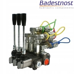 3-section hydraulic distributor with euro socket