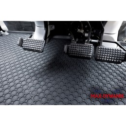 Kubota m6 m6002 m6 122 m6 132 m6 142 rubber mats