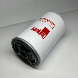 Fuel filter fs19599 fleetguard for fendt case nh