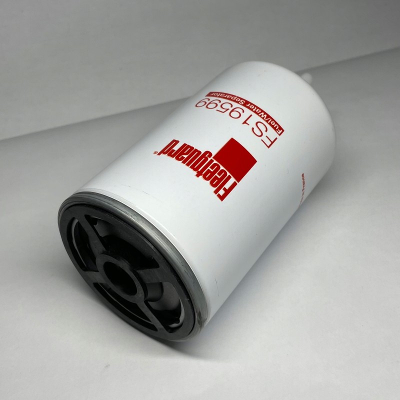 Fuel filter fs19599 fleetguard for fendt case nh