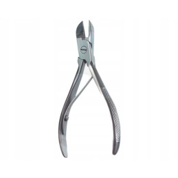 Nippers for cutting piglets' teeth