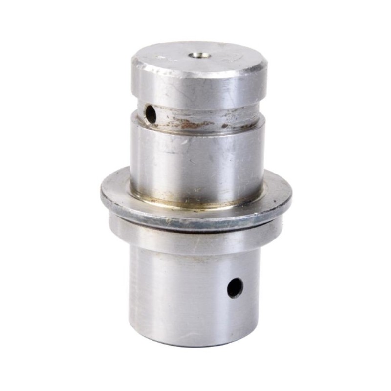 Ursus C 330 intermediate wheel axle