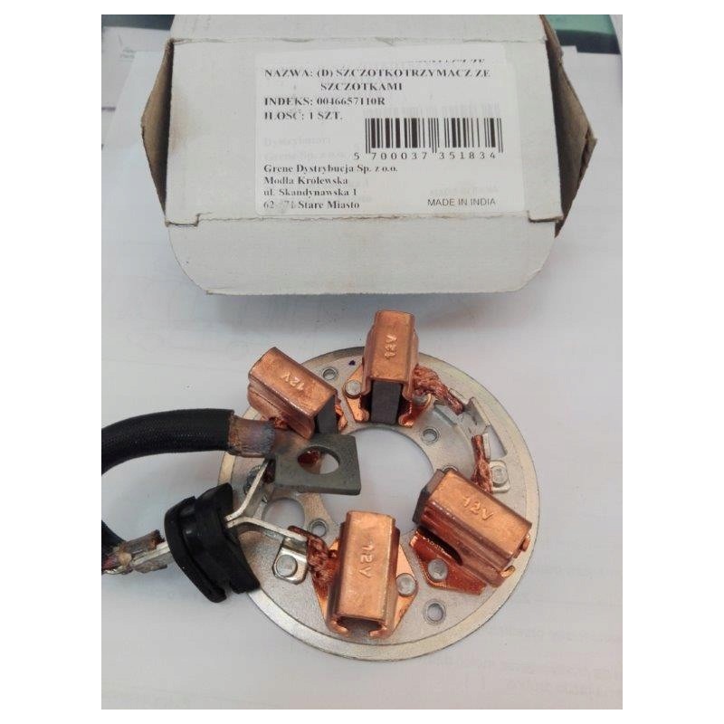 Brush holder with brushes set