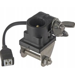 Lamp holder adapter with amp cube LA10040