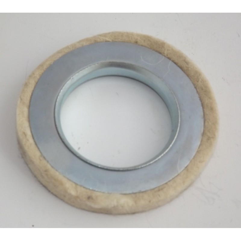 Wheel journal seal ursus c 330 c 360 42272161