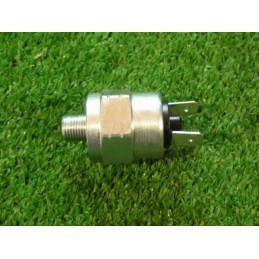 Oil pressure sensor 186 27 1693367m1 massey