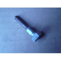 Ursus 330 fuel pump bleeding screw