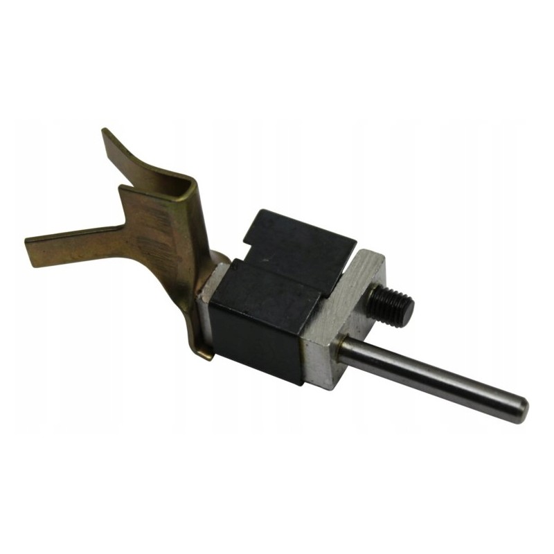 mf3 mf4 lifter retaining fork 1868847m91