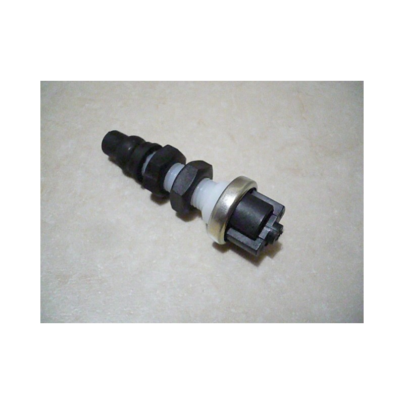 Forterra proxima foot brake switch 78350935