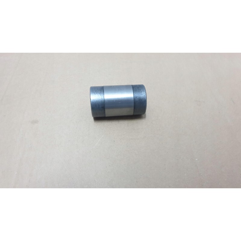 Zephyr 85 shaft support center sleeve