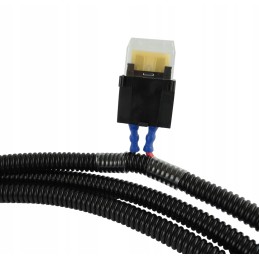 Installation power cable with socket for the tractor