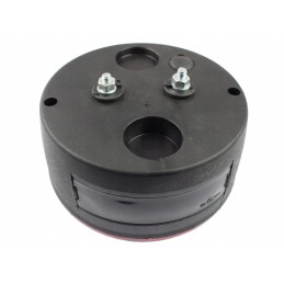 Round right rear lamp at 19p