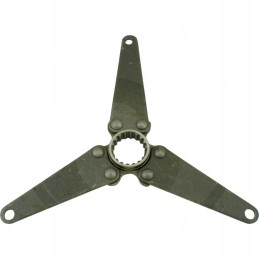 The PTO drive hub couples the 6-cylinder 18-fr engine