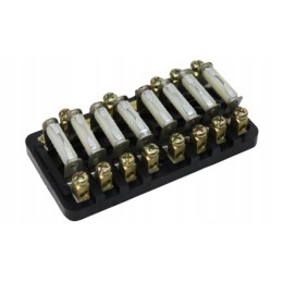 Fuse box with 8 flat fuses
