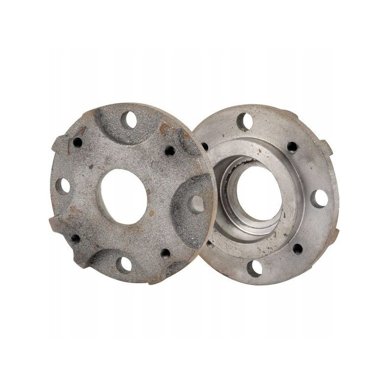 The PTO cover fits the C 360 Ursus