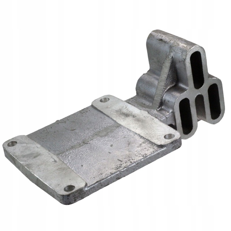 C 330 compressor bracket