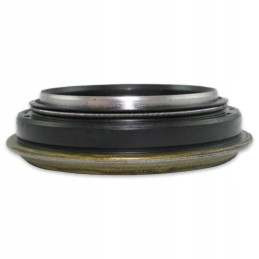 Kubota L AQ8270P rear axle seal