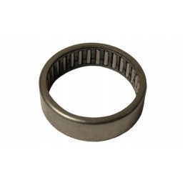 Bearing of the intermediate shaft of the PTO wheel gearbox 195453m