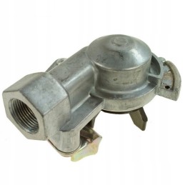 Soft pneumatic connector with valve