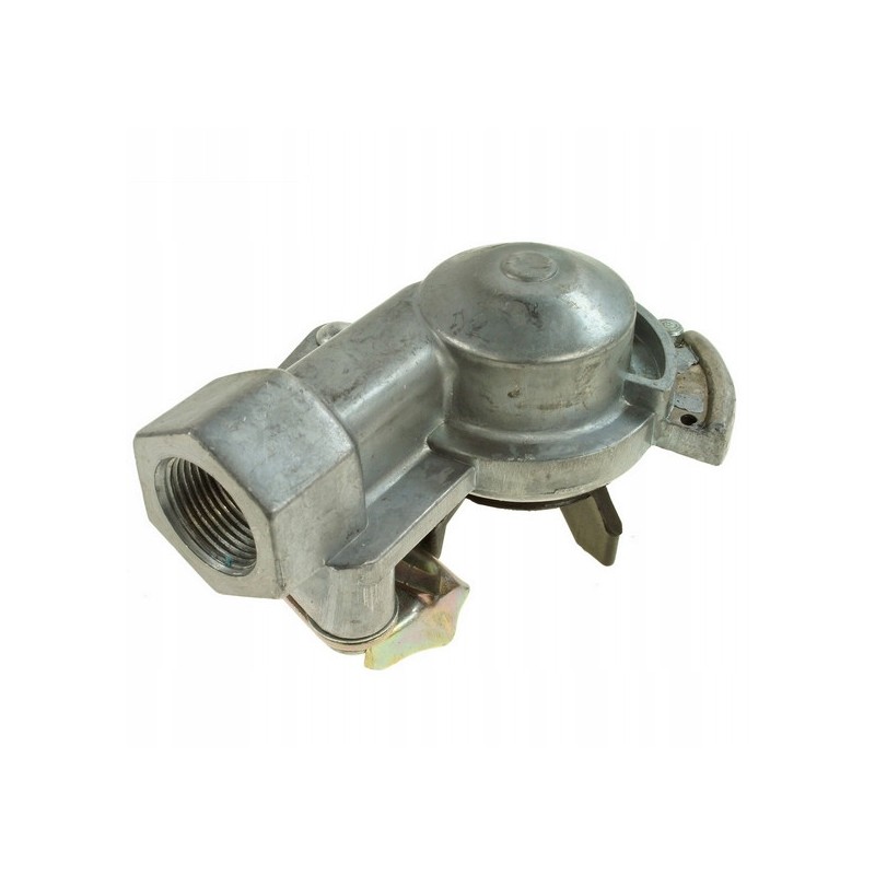 Soft pneumatic connector with valve