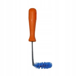 A brush for cleaning the liner and collar