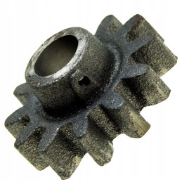 Gear wheel with 12 horse seeder