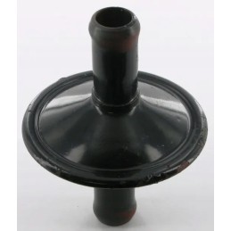 The oil filter fits Belarus