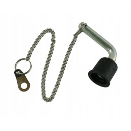 Spare key with chain for the mass switch