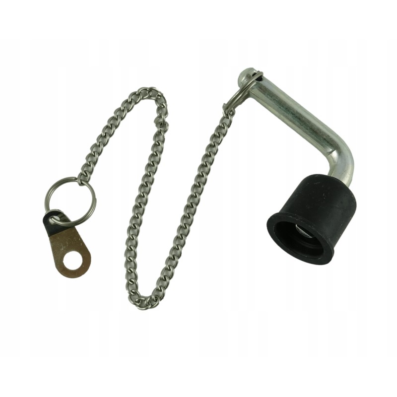 Spare key with chain for the mass switch