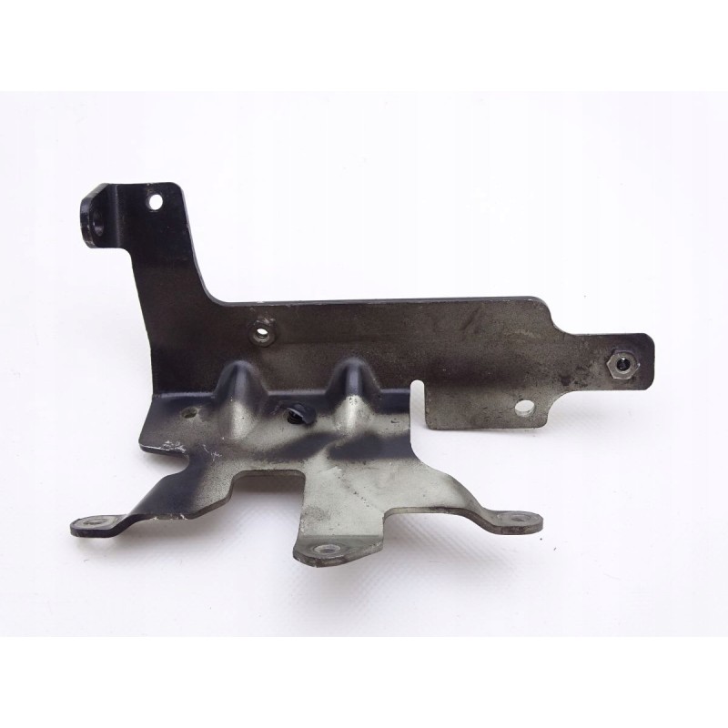 Fpt new holland case 3 4 engine harness mount