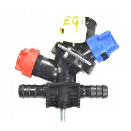 Three-position head for a screw-operated sprayer