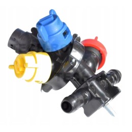 Three-position head for a screw-operated sprayer