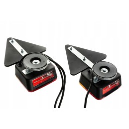 Set of tail lamps, triangle magnet, trailer
