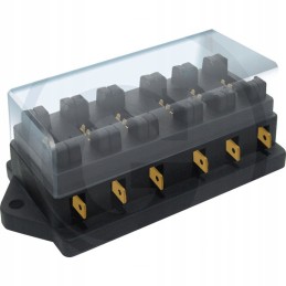 Fuse box with 6 flat fuses