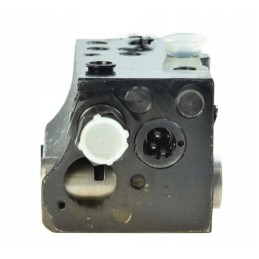 Lift distributor for Zetor 70118140 Zetor Plowing