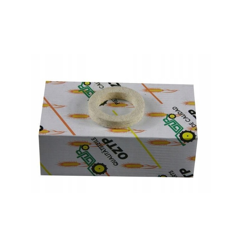 Felt spacer for axle pin mf3 mf4