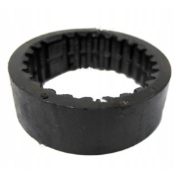 Sleeve with splined injection pump for c 360 5