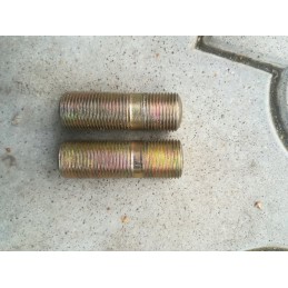 Ursus C 330 rear wheel mounting screw pin