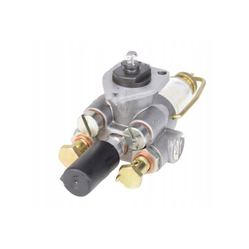 Fuel pump feeding the complete hand pump