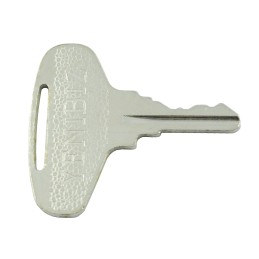Key to the ignition switch of the Kubota Yenibitz tractor