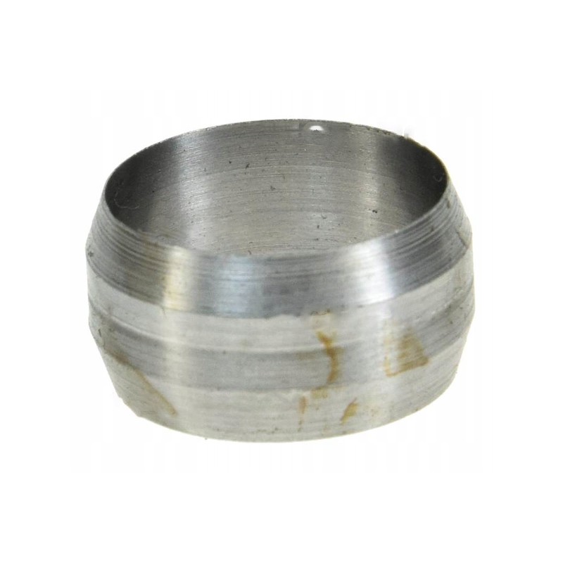 Oil line insert for mf 3 0560244 man