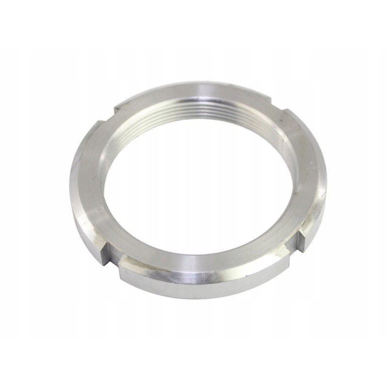 Bearing nut km 10 km10